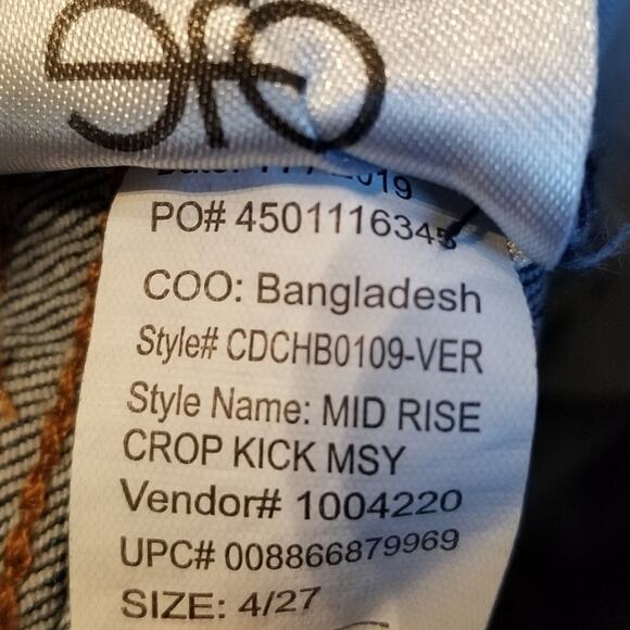 Chaps Mid Rise Crop Kick Blue Jeans Comfortable Back Pockets Lightweight Size 4 - Picture 8 of 8